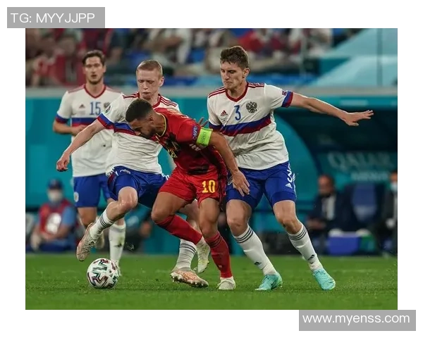 比利时对阵日本阿扎尔精彩射门击中门框引发热议